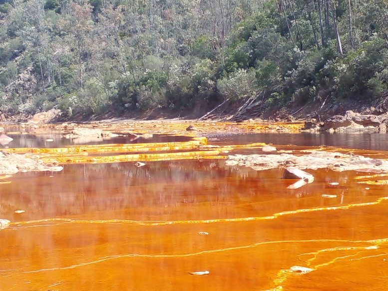 Effects-of-Mining-on-the-Rio-Tinto-777x583.jpg